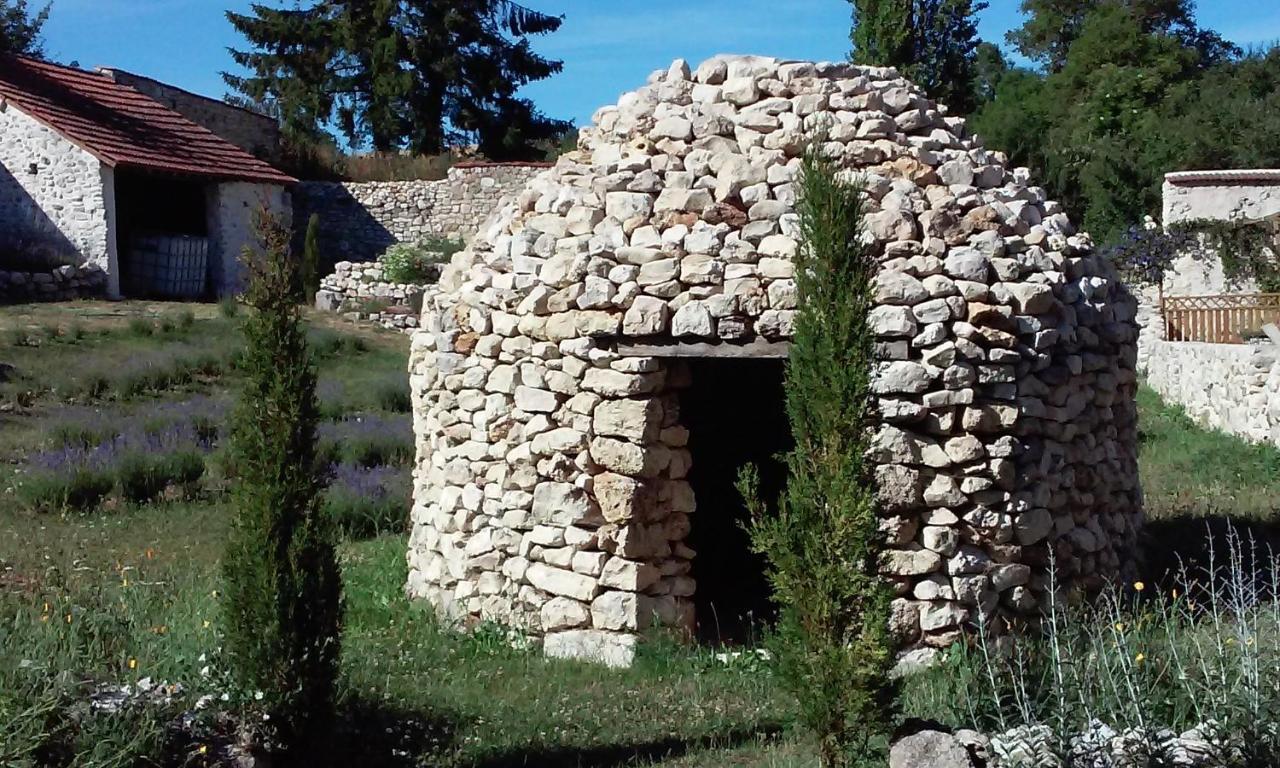 Les Bories En Champagne Villa Montlevon Buitenkant foto